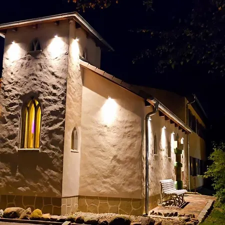 Binzhotel-ordenskapelle - Ostsee-rittergut-ruegen ホテル ビンツ