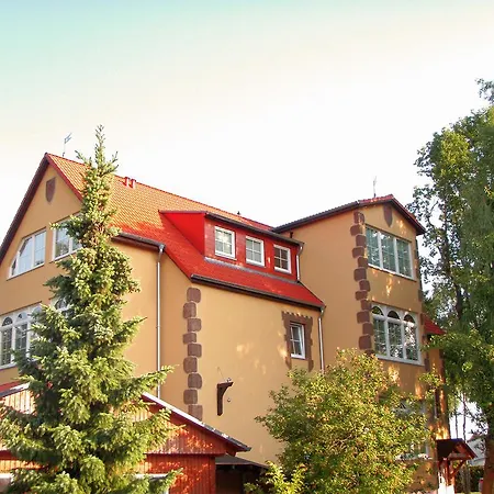 ホテル Binzhotel-ordenskapelle - Ostsee-rittergut-ruegen 3*