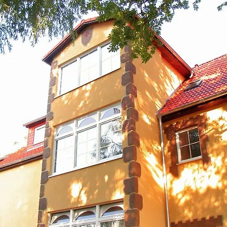 ホテル Binzhotel-ordenskapelle - Ostsee-rittergut-ruegen
